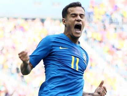 Coutinho comemora gol diante da Costa Rica.