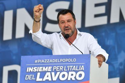 O líder da Liga, Matteo Salvini, durante um comício em 4 de julho em Roma. TIZIANA FABI