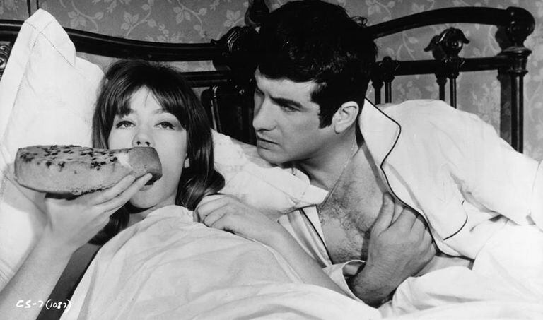 Françoise Hardy e Jean-Claude Brialy em 'Castelo na Suécia' de 1963.