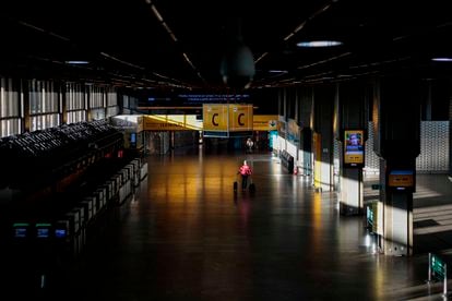 Imagem do aeroporto de Guarulhos vazio nesta terça-feira.