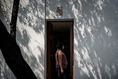 Mulher grávida em um albergue da Vifac, uma das entidades afiliadas à Heartbeat na Cidade do México. 