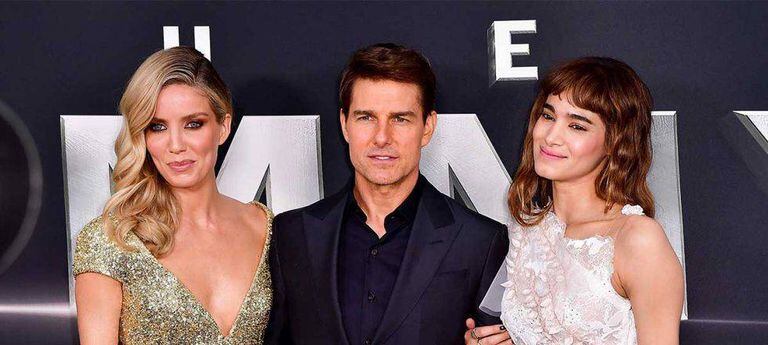 Sofia Boutella e Annabelle Wallis são 20 e 22 anos respectivamente mais novas que Tom Cruise.