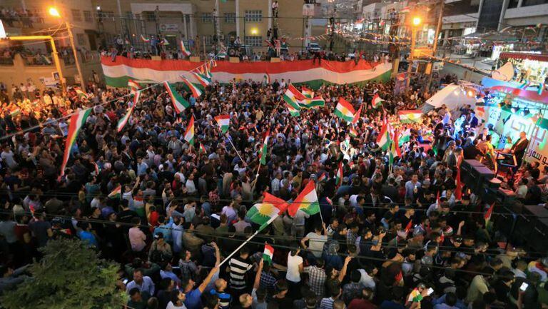 Manifestação a favor da independência na terça-feira, em Duhok, no Iraque