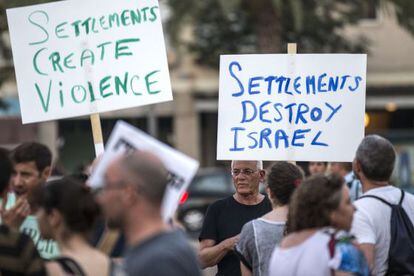 Manifestação em Tel Aviv contra o assassinato de uma criança palestina, no domingo passado.
