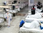 El Centro Internacional de Exhibiciones de Wuhan, convertido en un hospital para pacientes con síntomas de coronavirus. 
