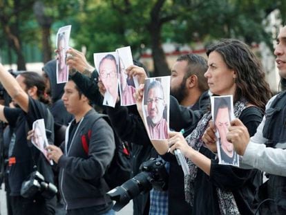 Protesto contra assassinatos de jornalistas no México