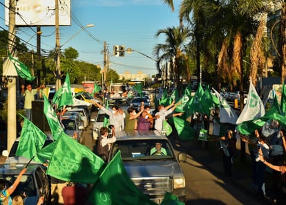Carreata da campanha de Maguito Vilela em Goiânia. Candidato está internado em São Paulo.