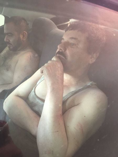Primeira imagem de El Chapo após a prisão.