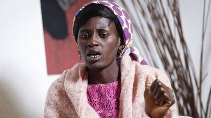 A nigeriana Rebeca Bitrus, que sofreu o cativeiro do Boko Haram durante dois anos, nesta segunda-feira em Madri.