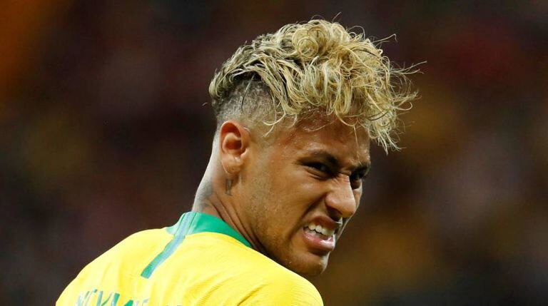 Neymar durante a partida contra a Suíça.