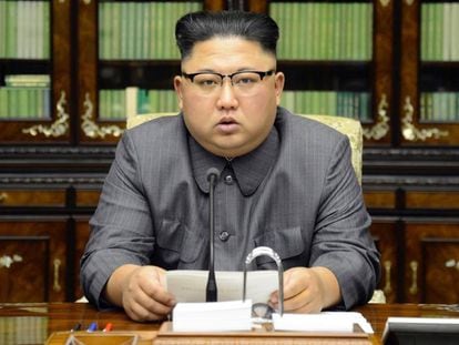Kim Jong-un faz pronunciamento contra Donald Trump na TV norte-coreana.