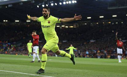 Suárez comemora único gol da partida em Manchester.