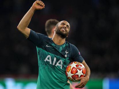 Lucas Moura comemora a classificação do Tottenham para a final da Champions.