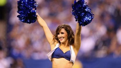 Uma cheerleader do Indianapolis Colts.