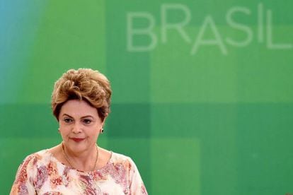 Dilma Rousseff em cerimônia no Palácio do Planalto.