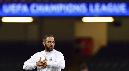 Higuaín fez cinco gols nesta Champions, e não quer passar em branco contra sua ex-equipe.