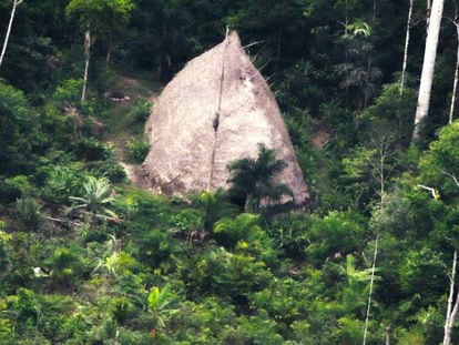 Residência indígena fotografada em 2017 no Amazonas.