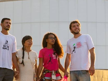 Eduardo, Airy, Nádia e Thiago, candidatos a 'codeputados' em Brasília.