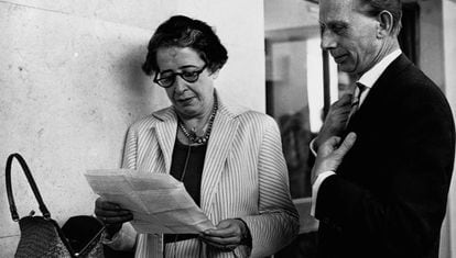 Hannah Arendt durante o julgamento de Adolff Eichmann, em 1960.