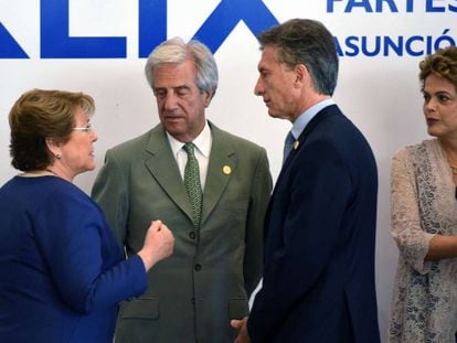 Presidentes Tabare Vazquez, Uruguai, Mauricio Macri, Argentina, Dilma Rousseff, Brasil, e Michelle Bachelet, Chile.