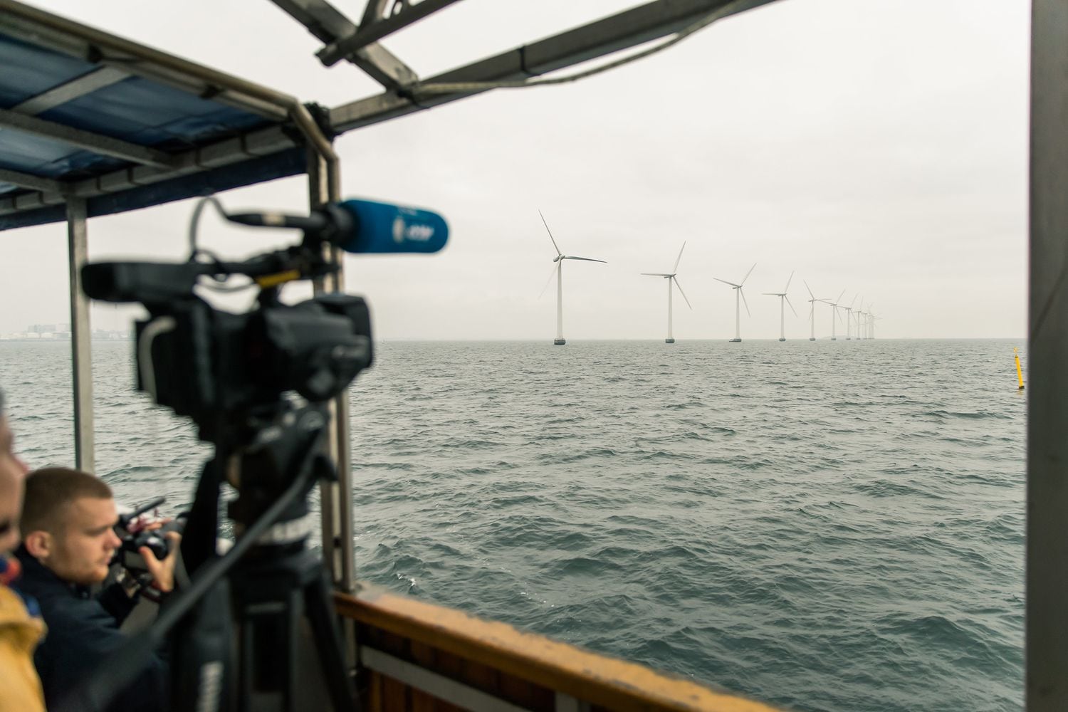 Infraestrutura eólica 'offshore' na Dinamarca.