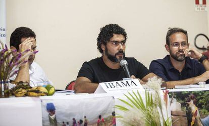 Representantes do Ibama, na audiência pública sobre a Volta Grande do Xingu: da esquerda para a direita, Ricardo Zoghbi, Frederico Amaral e Hugo Loss.