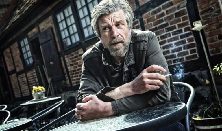 O norueguês Karl Ove.