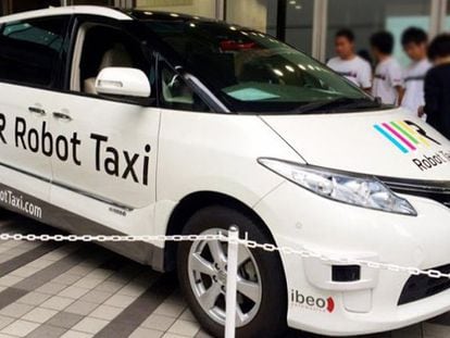 Os táxis sem motorista do Japão
