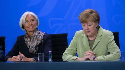 A diretora-gerente do FMI, Christine Lagarde, e a chanceler alemã, Angela Merkel, em maio.