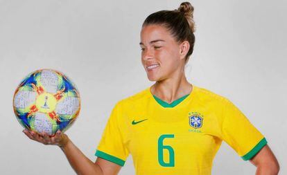 Gravidez Ser Mae Ou Jogar Futebol O Dilema Das Mulheres Que Vivem Da Bola Esportes El Pais Brasil