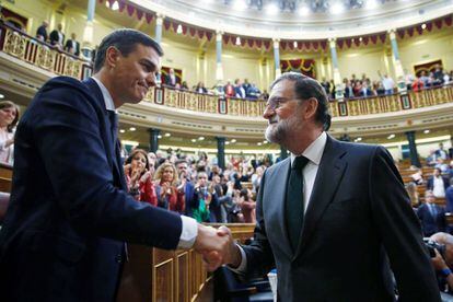 Mariano Rajoy felicita o novo premiê da Espanha, Pedro Sánchez.