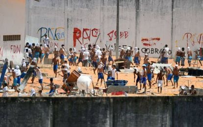 Confronto entre presos do PCC e do Sindicato do Crime no Rio Grande do Norte em janeiro de 2017.