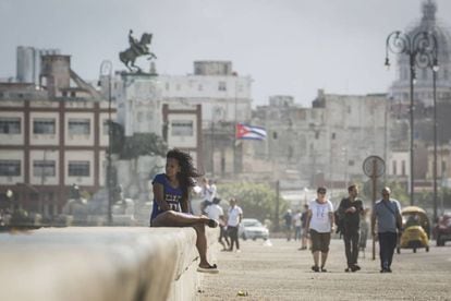 As ruas de Havana, dois dias após a morte do líder.