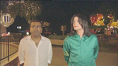 Michael Jackson  junto ao repórter Martin Bashir.