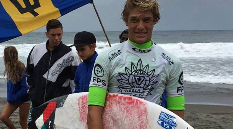 O surfista Zander Venezia
