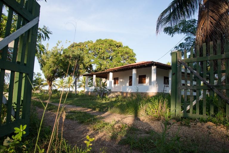 Vista da entrada do sítio em Esplanada (Bahia), onde Adriano Nóbrega foi morto.