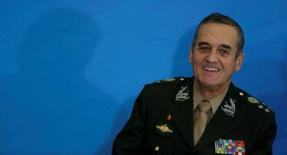 Eduardo Villas Boas, comandante do Exército, em abril de 2017.