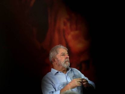 O ex-presidente Lua, no evento do PT em São Paulo nesta quinta-feira, um dia após a condenação.