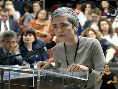 Debora Diniz em audiência pública sobre a descriminalização do aborto.