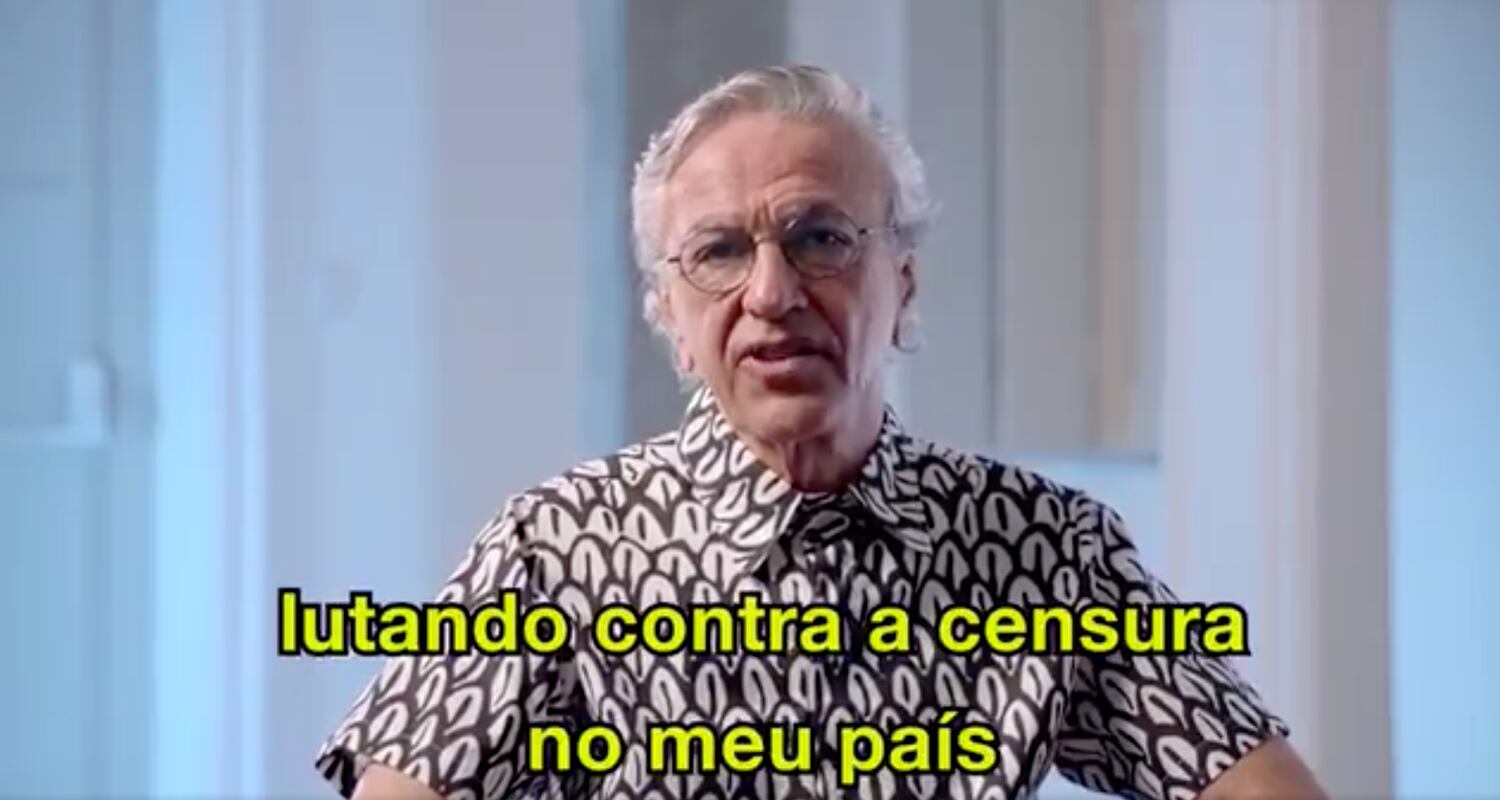 Caetano Veloso protesta contra o Governo Bolsonaro em seu perfil no Twitter.