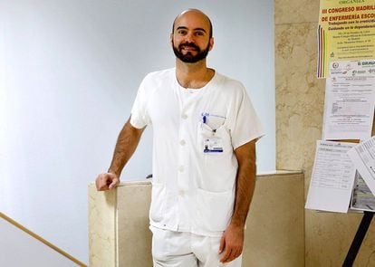 O médico Fernando da Rua, especialista em Medicina Tropical do hospital Carlos III de Madri.
