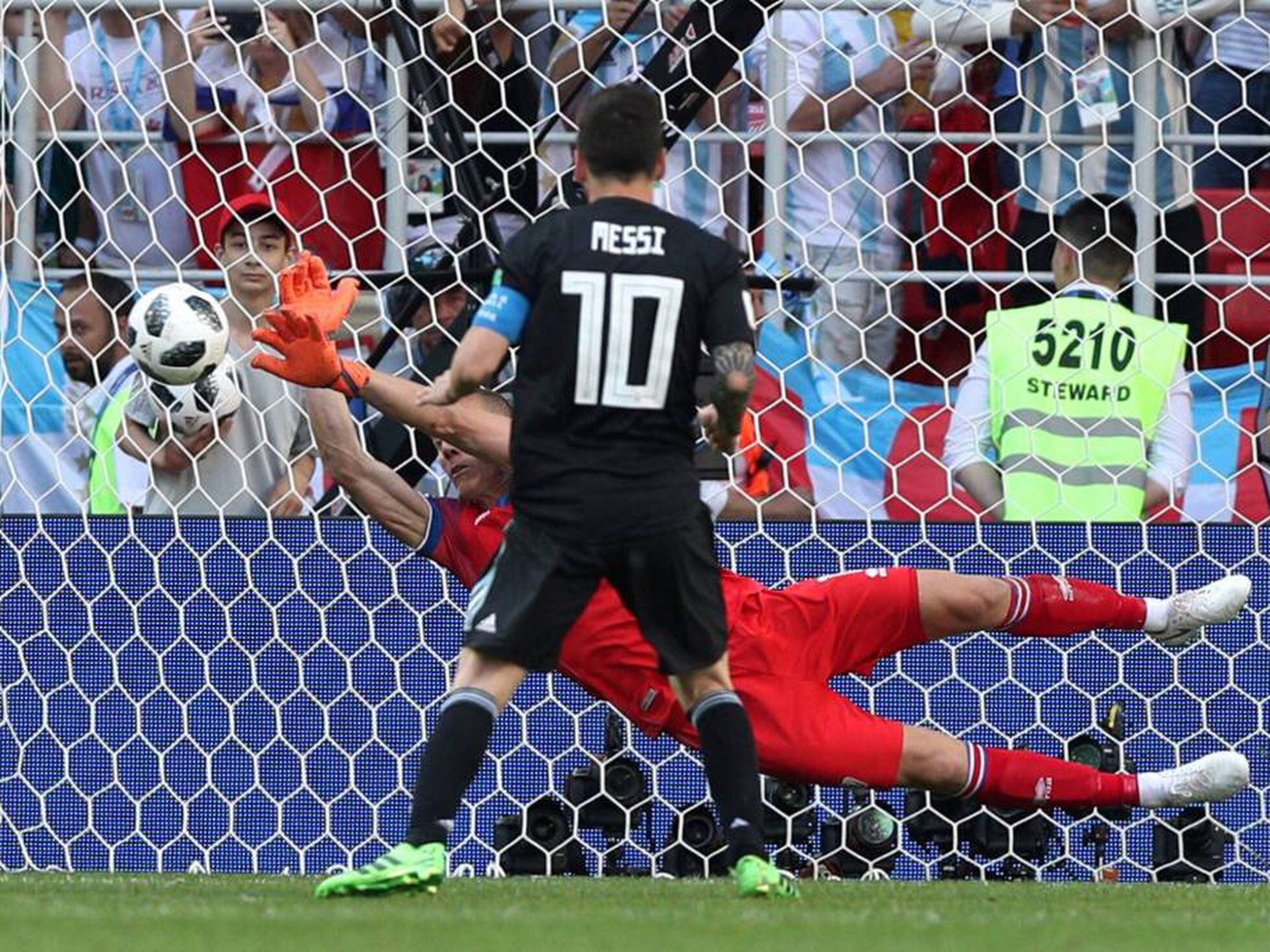 Argentina 'esconde' Messi para proteger o craque na Copa do Mundo 2018