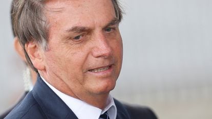 Bolsonaro deixa Palácio do Planalto.