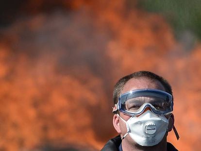 Protestos em uma refinaria francesa.
