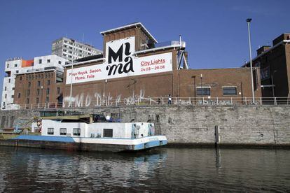 Vista do MIMA, às margens do canal Charleroi, em Bruxelas.