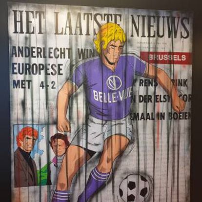 Uma das obras à venda transforma a capa de uma vitória do Anderlecht na Copa da Europa