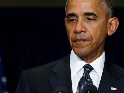 O presidente Obama se dirige à mídia em Varsóvia.