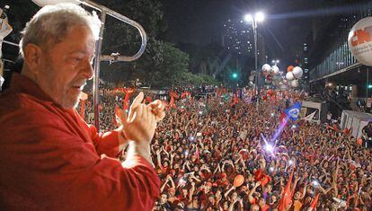 Lula na manifestação realizada na Avenida Paulista, na sexta-feira, em São Paulo.