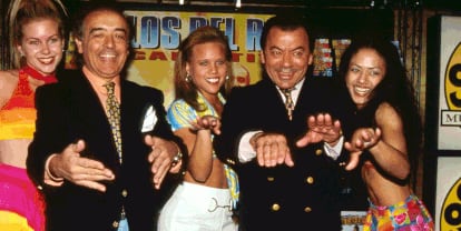 A dupla Los del Río em um show em Nova York, no auge do sucesso global de ‘Macarena’.