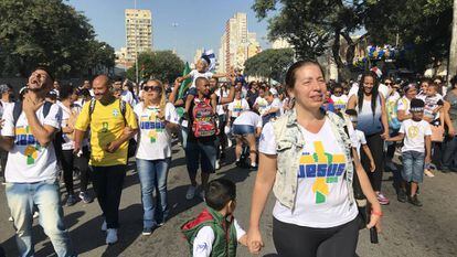 Participantes na grande festa evangélica do Brasil nesta quinta-feira em São Paulo.
